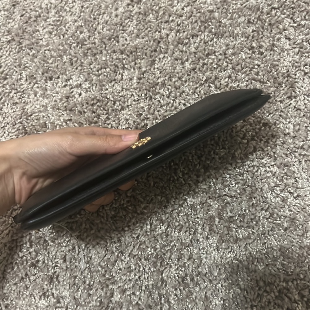 Tory Burch wallet - Picture 3 of 10